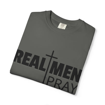 Real Men Pray T-Shirt