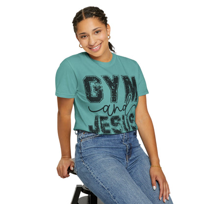 Gym and Jesus T-Shirt – Faith & Fitness Graphic Tee- COMFORT COLORS