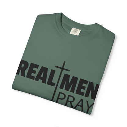 Real Men Pray T-Shirt